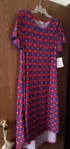 NWT Lularoe Carly Sz M